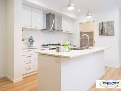 10 Omaroo Street, Truganina