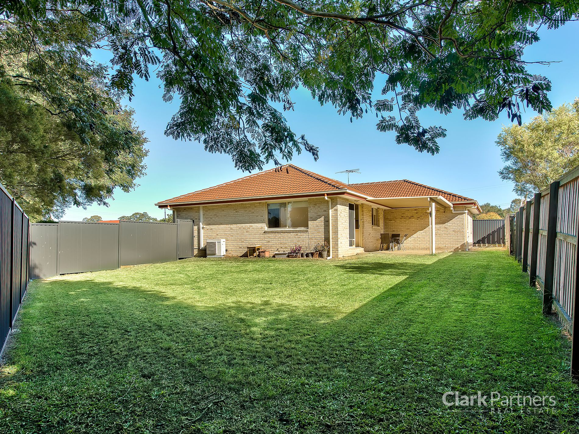 12 Fuller Avenue, Meadowbrook