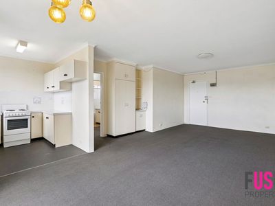 15 / 30 Trinculo Place, Queanbeyan East