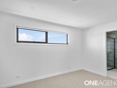 3 / 83 Pur Pur Avenue, Lake Illawarra