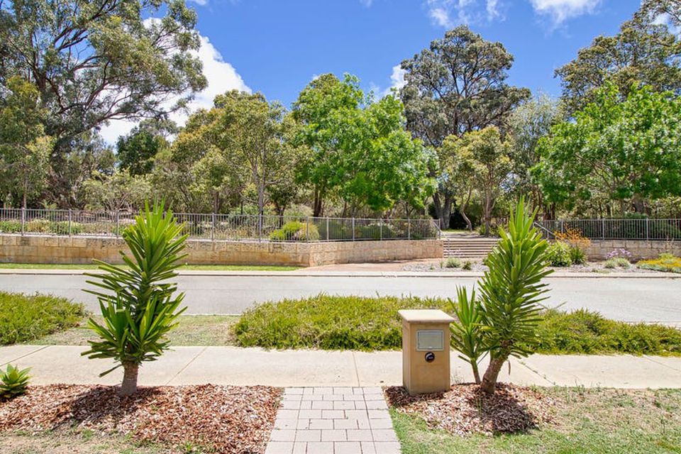 15 Laurina Turn , Baldivis
