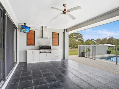 1 Exford Court, Cooroibah