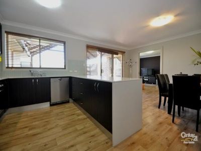 38 Shoalhaven Parkway, Dubbo