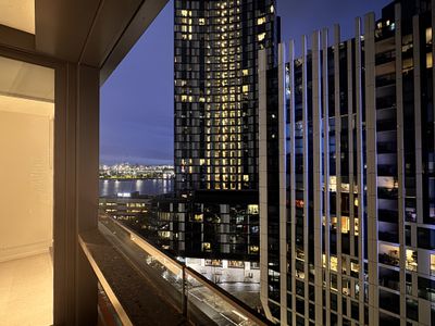 1001N / 889 Collins Street, Docklands