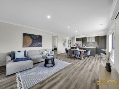 1 Generation Crescent, Mambourin