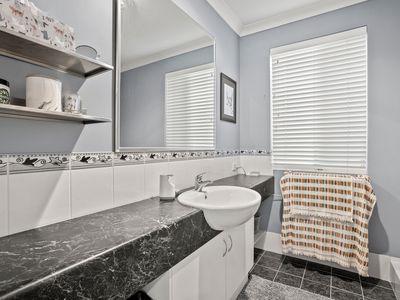 26 Amity Circuit, Shoalwater