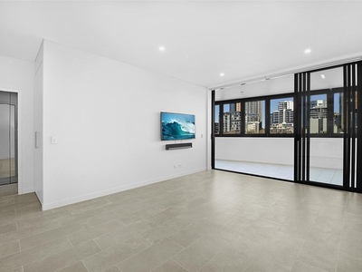 2 Bedroom / 61 Atchison St, Crows Nest