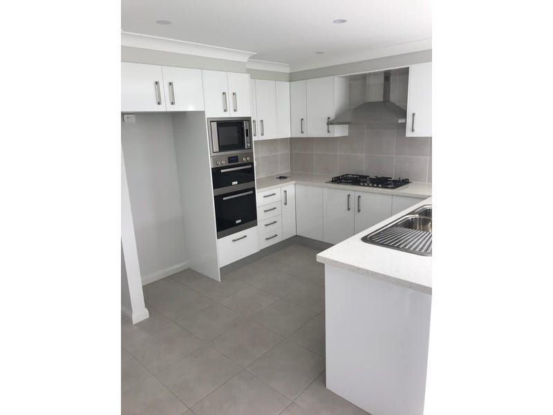 4 Tannenberg Road, Edmondson Park