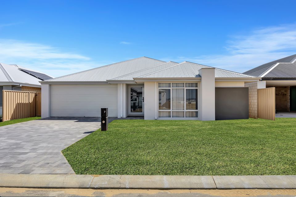 7 ELATION GROVE, Baldivis