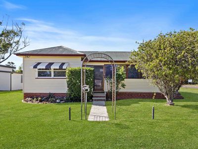 24 Jacaranda Avenue, Bendalong