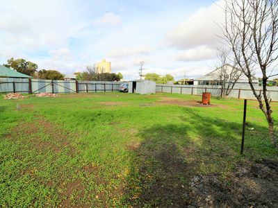 4 Salisbury Street, Quambatook
