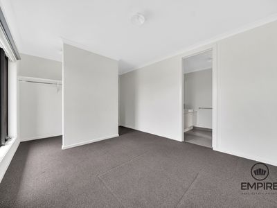 4 Sepia Street, Clyde North