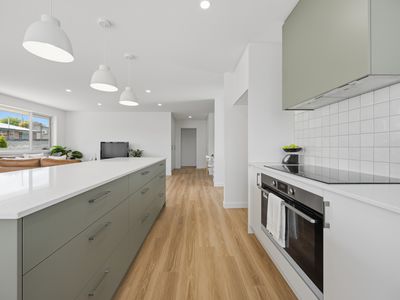 2 / 61 Stanley Street, Summerhill