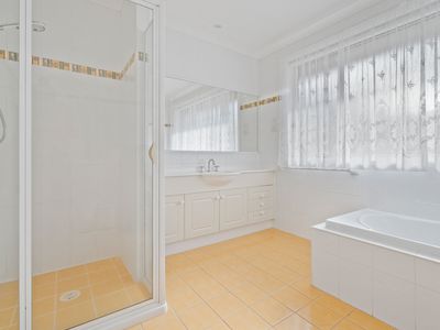 3 Skillman Place, Mollymook Beach