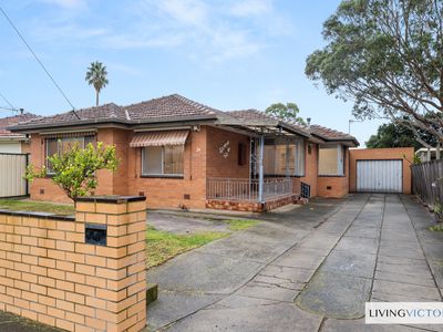 34 Novara Parade, St Albans