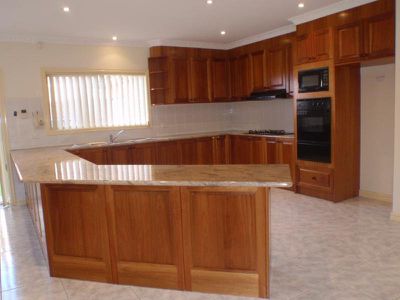 2 Minato Place, Taylors Lakes