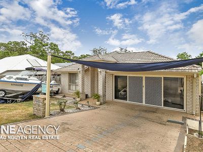 19 Cobourg St, Forest Lake