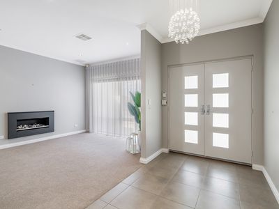 51 Mattingleys Approach, Burns Beach