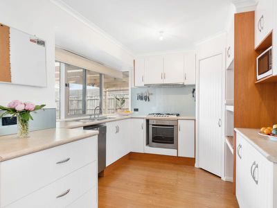 2 Oakbank Place, Somerville