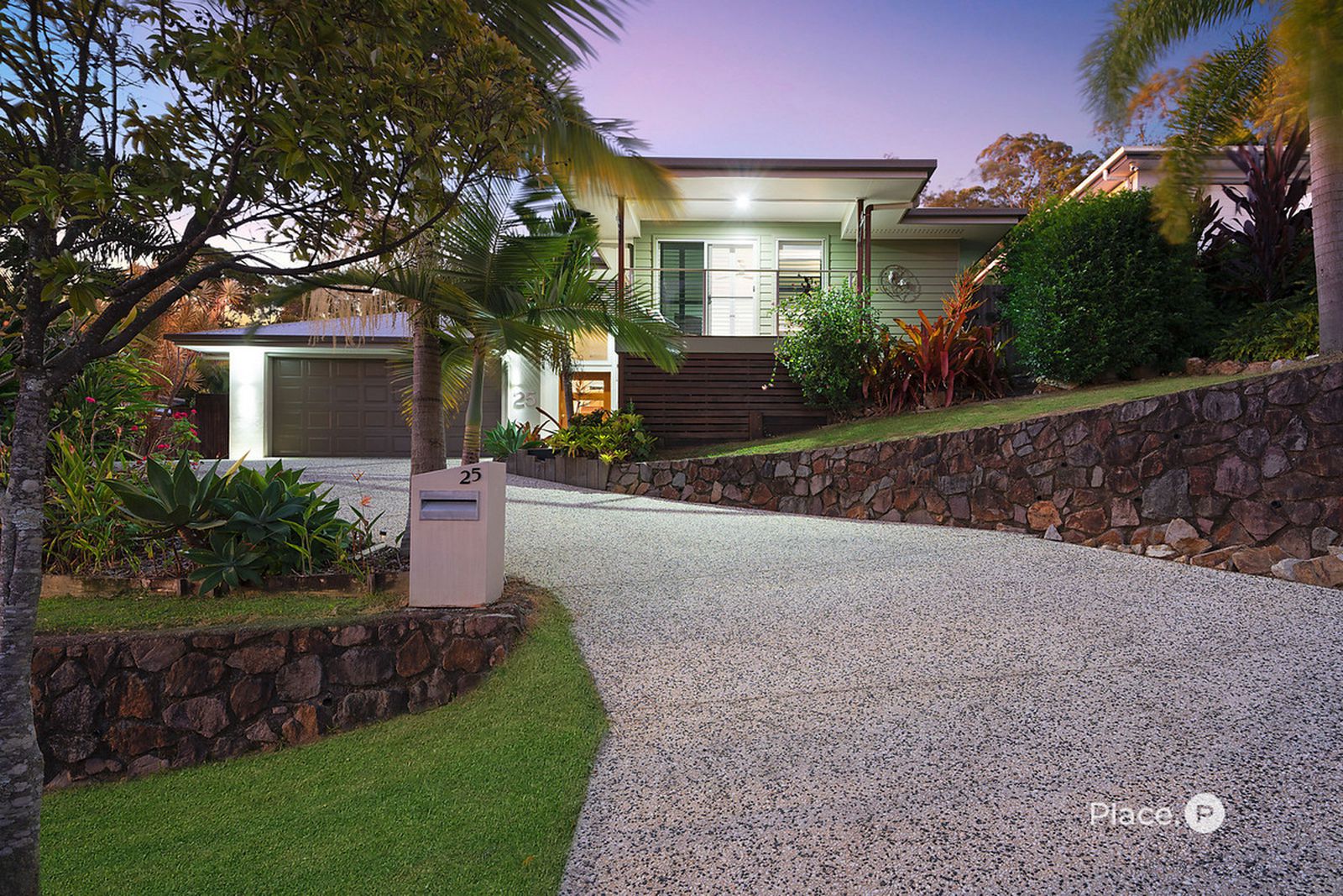 Photo 13 of 32, 25 Ella-Marie Drive, Coolum Beach