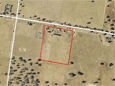 445 Up River Road, Carlyle
