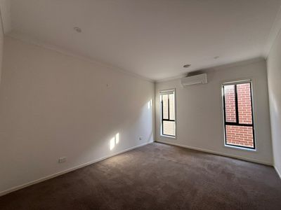 36 Wagner Drive, Werribee