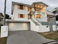 8 Tyne Street, Taringa