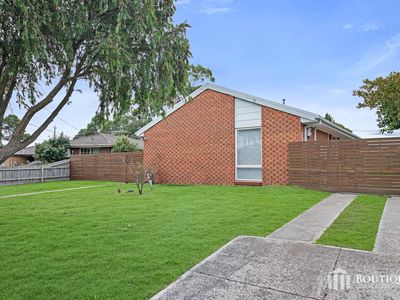 15 Hurlstone Court, Dandenong North