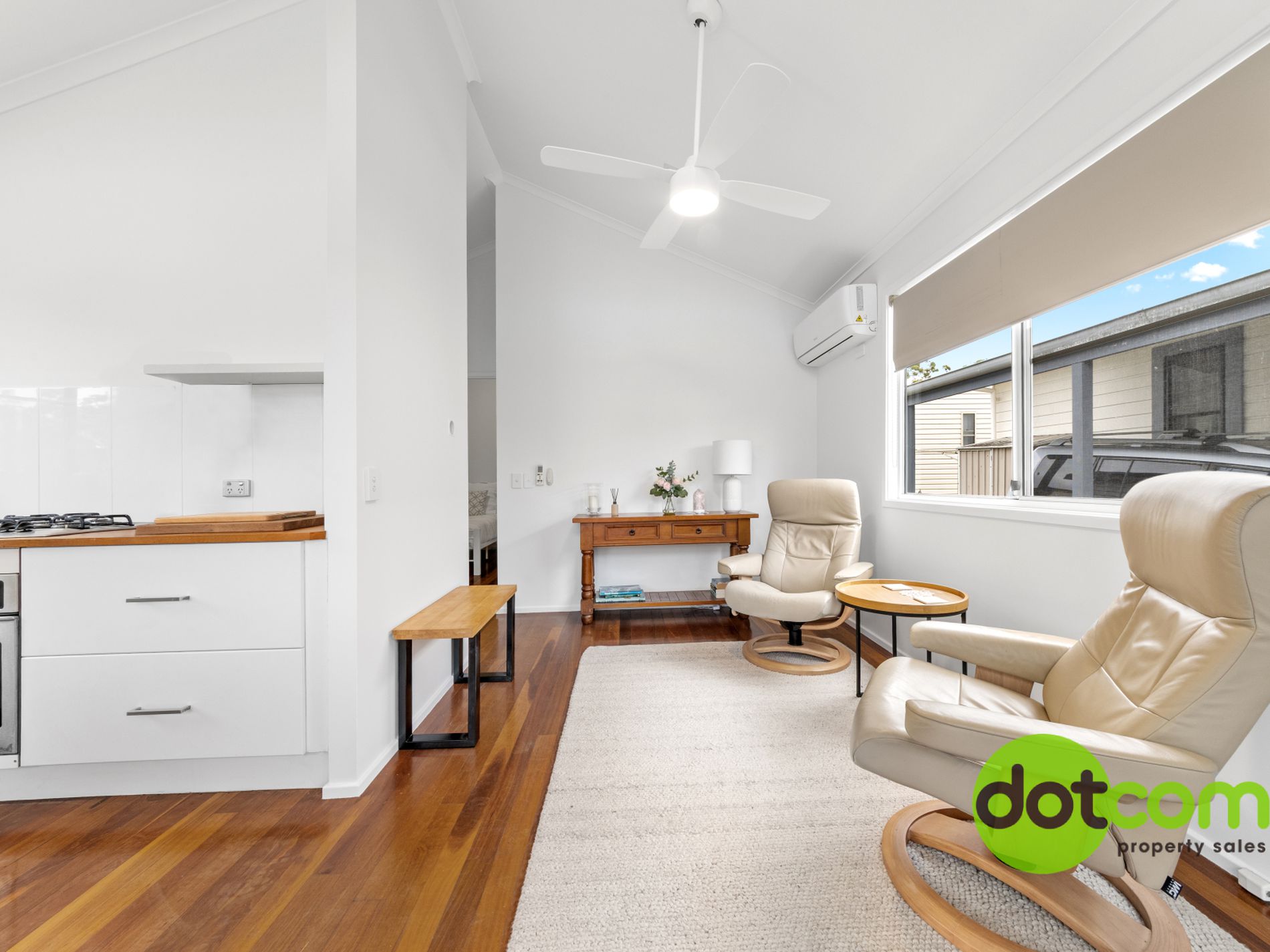 161 / 186 Sunrise Avenue, Halekulani