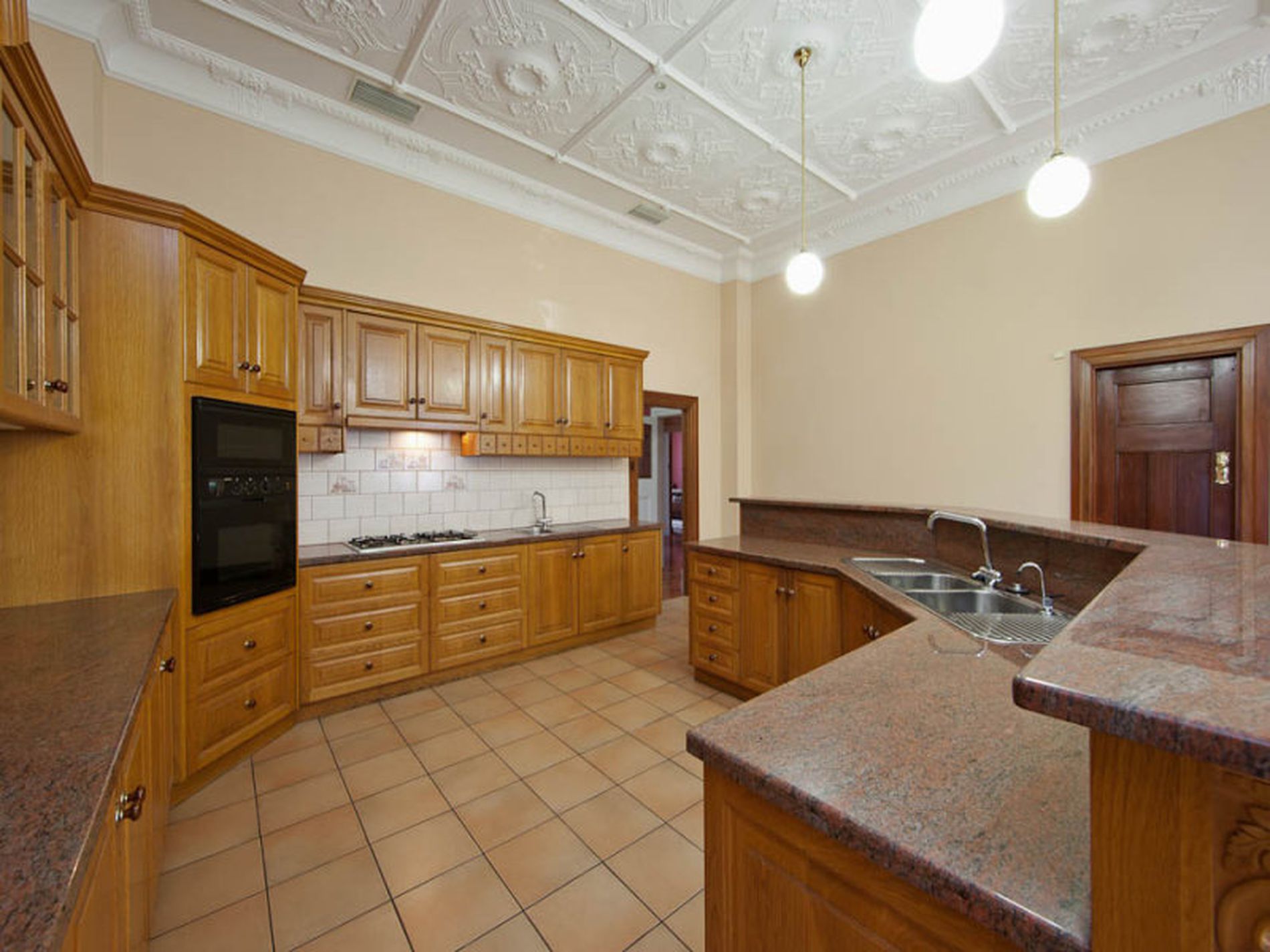 328 Marion Road, Netley