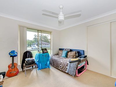 11 Locke Place, Goodna