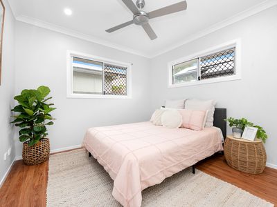 23 Akaroa Avenue, Geebung