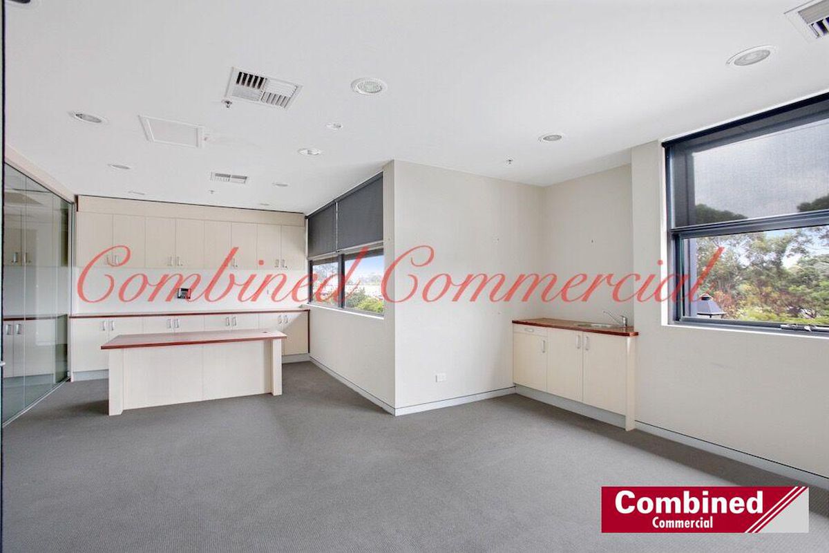 3a / 7 Smeaton Grange Road, Smeaton Grange