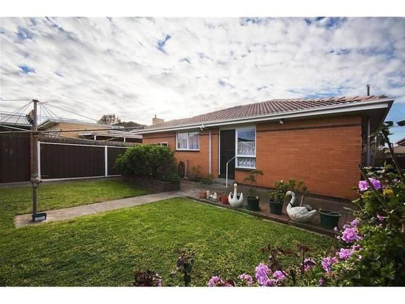 13 Fourth Avenue, Hoppers Crossing