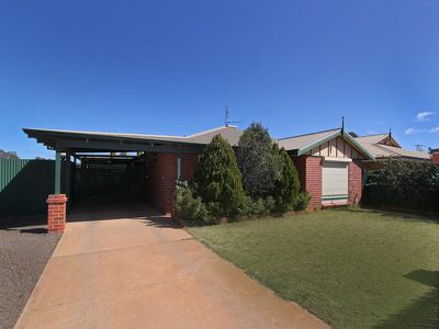3 Dellar Place, Kalgoorlie
