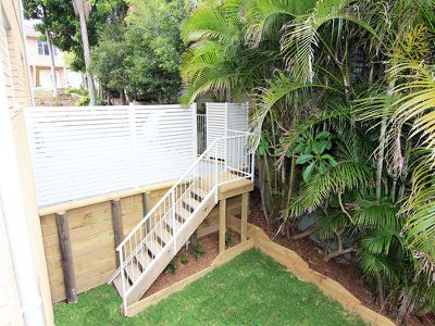 13 Stephen Street, Forster
