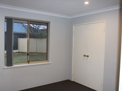 4B Batavia Court, Port Kennedy