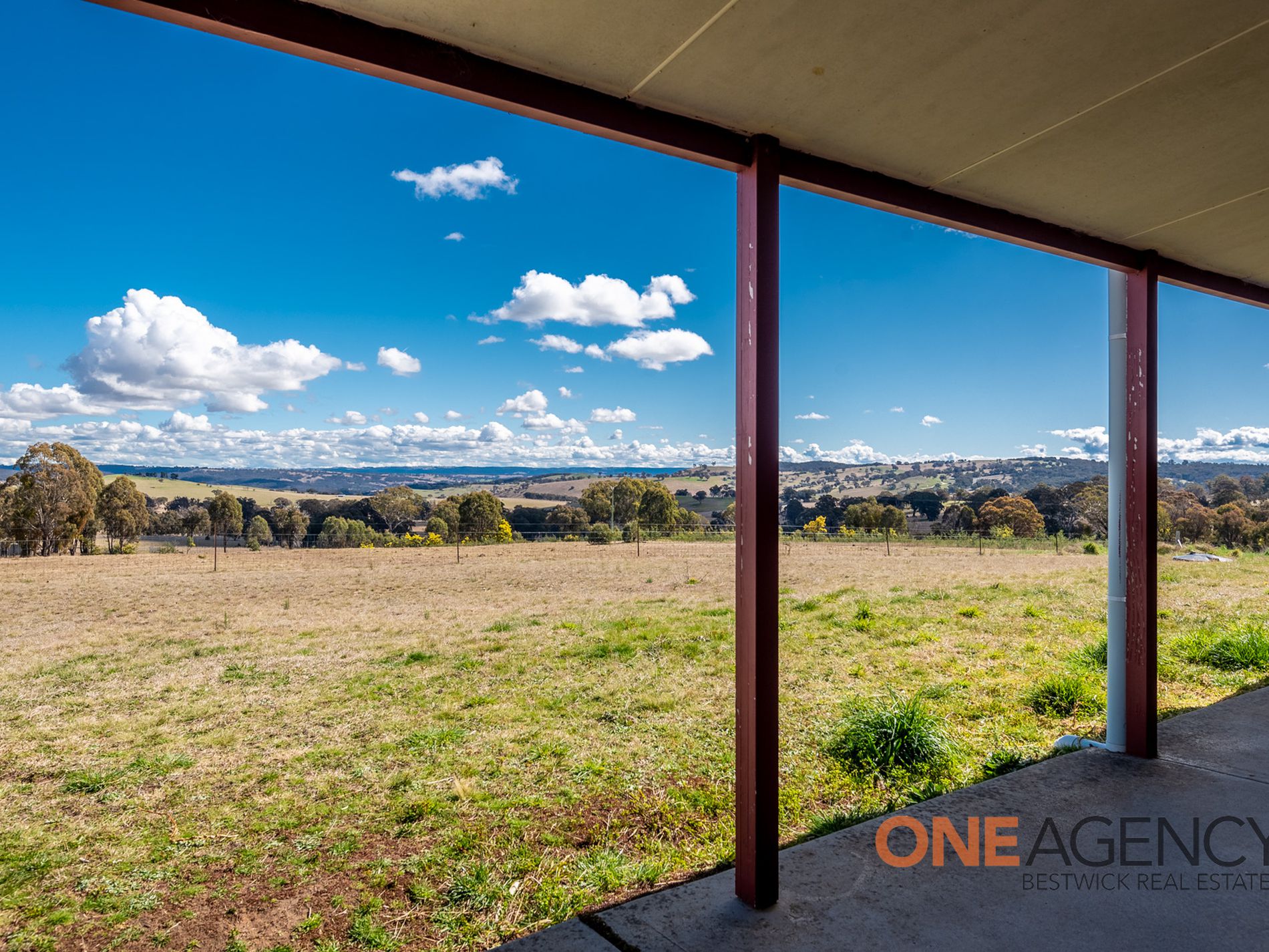 112 James White Drive, Fosters Valley