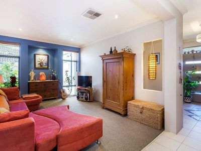 20 Fairburn Crescent , Baldivis
