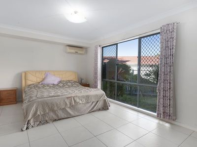 62 WIRRA CIRCUIT, Wynnum West