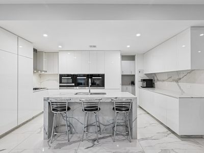 4 Crowther Place, Curtin