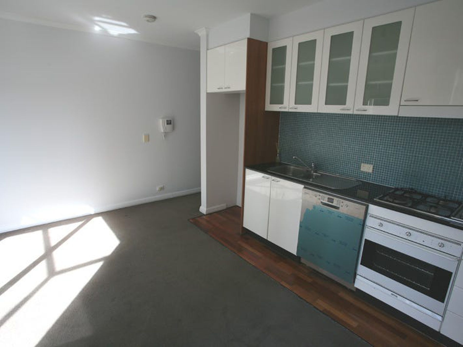1023 / 161 New South Head Road, Edgecliff