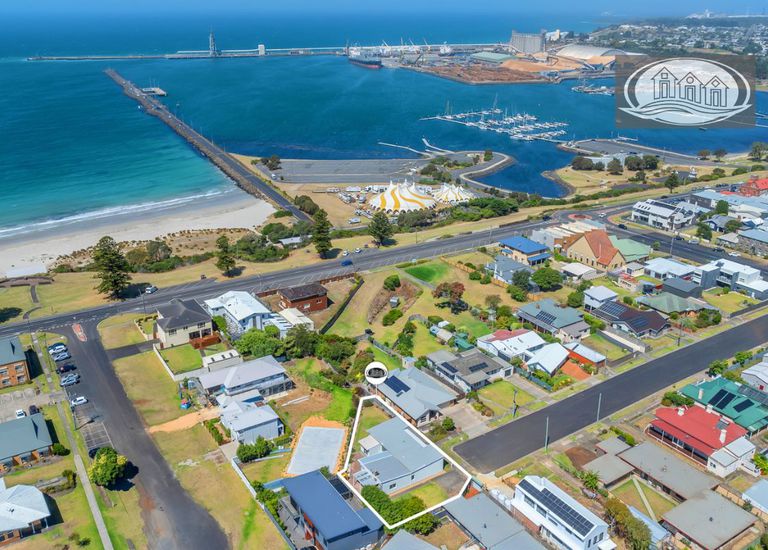 9 Market Court, Portland