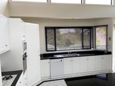 8 Bent Road, Wandana Heights