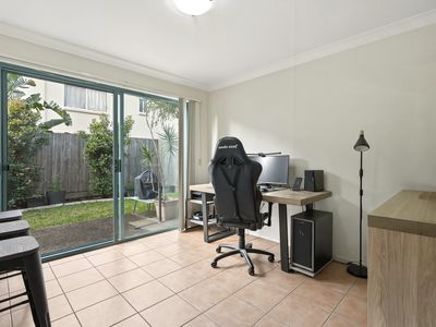 4 / 24 Beattie Road, Coomera