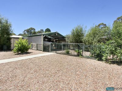 27 Wattle Drive, Heathcote