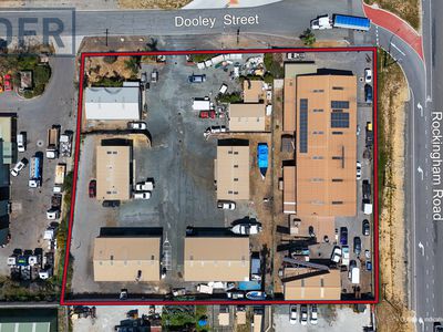 25 Dooley Street, Naval Base