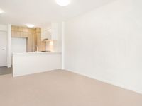 1109 / 25 Charlotte Street, Chermside