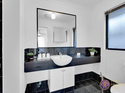 8 Thomasia Street, Huntingdale