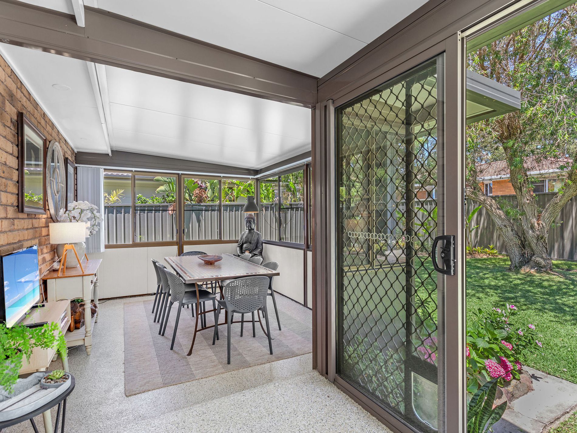 38 Strand Street, Forster